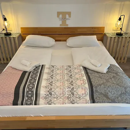 Timos Dahoam 93qm Balkon Und Familienfreundlich